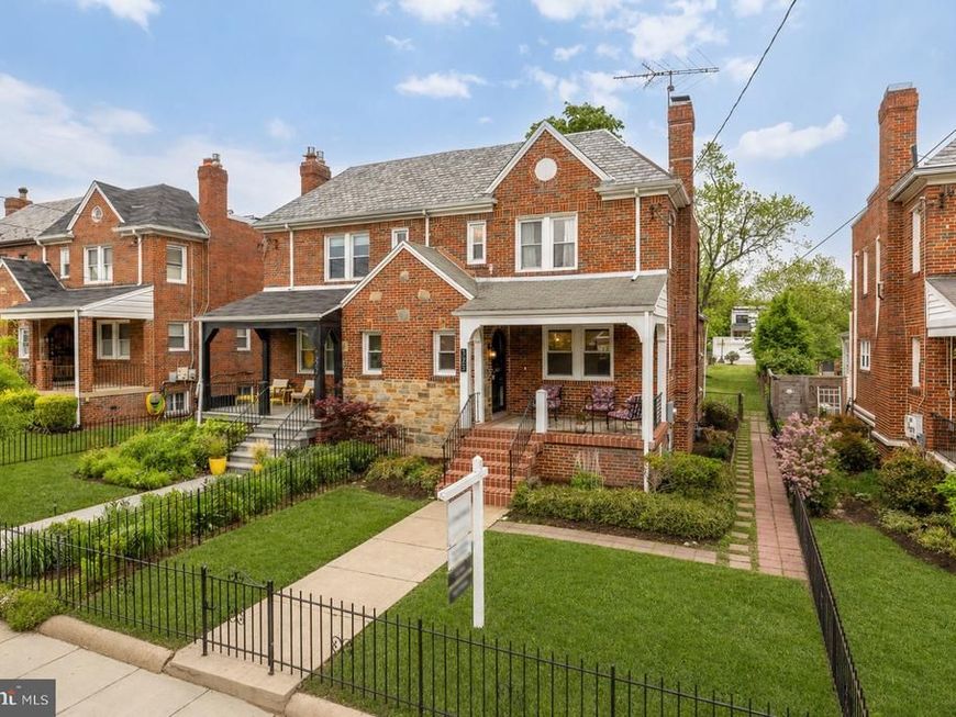 325 Oglethorpe Street Nw, Washington, DC 20011 Main Photo