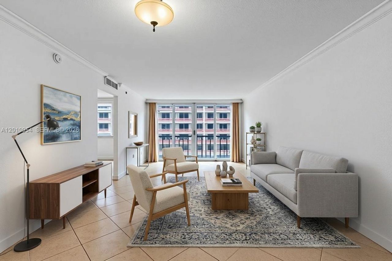 401 69th St, Unit 605, Miami Beach, FL 33141 Photo