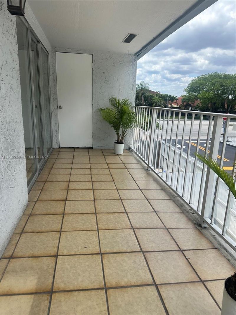 8460 SW 156th Pl , Unit 725, Miami, FL 33193 Photo