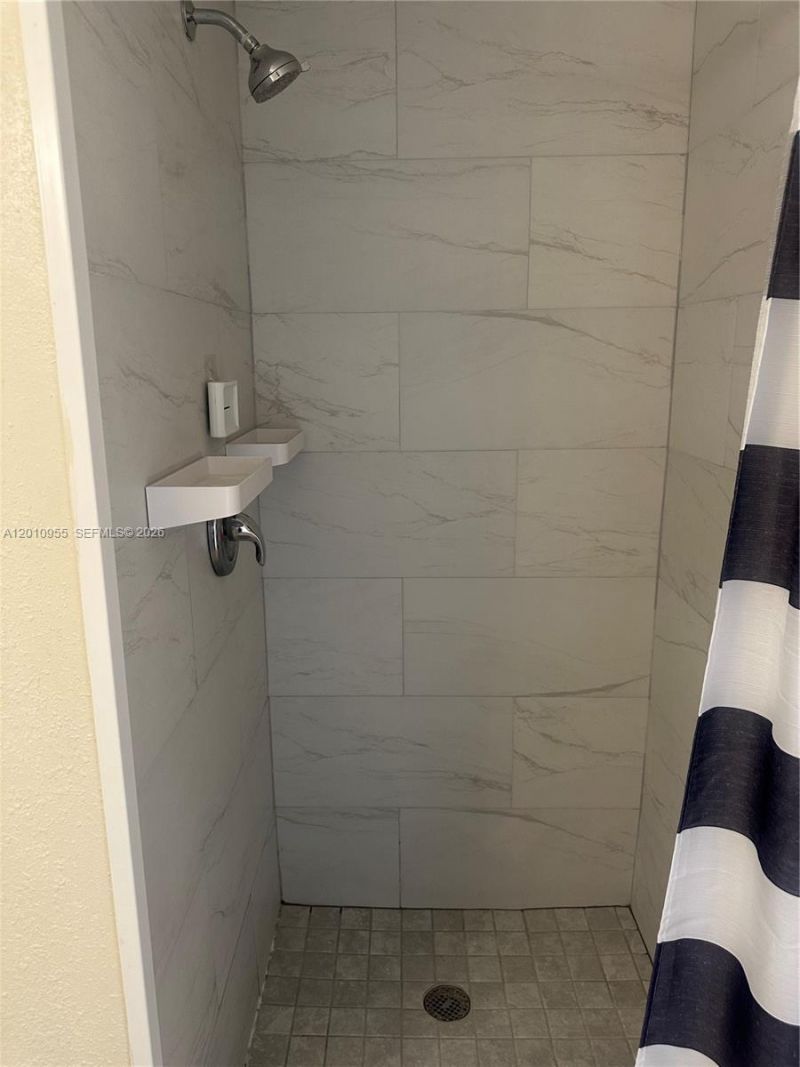8460 SW 156th Pl , Unit 725, Miami, FL 33193 Photo