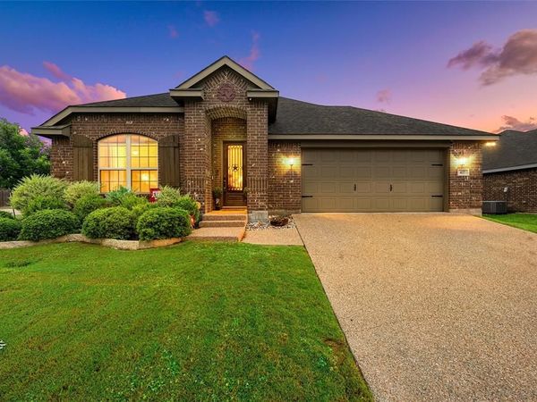 427 Paso Fino Street, Robinson, TX 76706