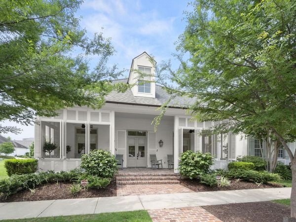 7766 Settlers Cir, Baton Rouge, LA 70810