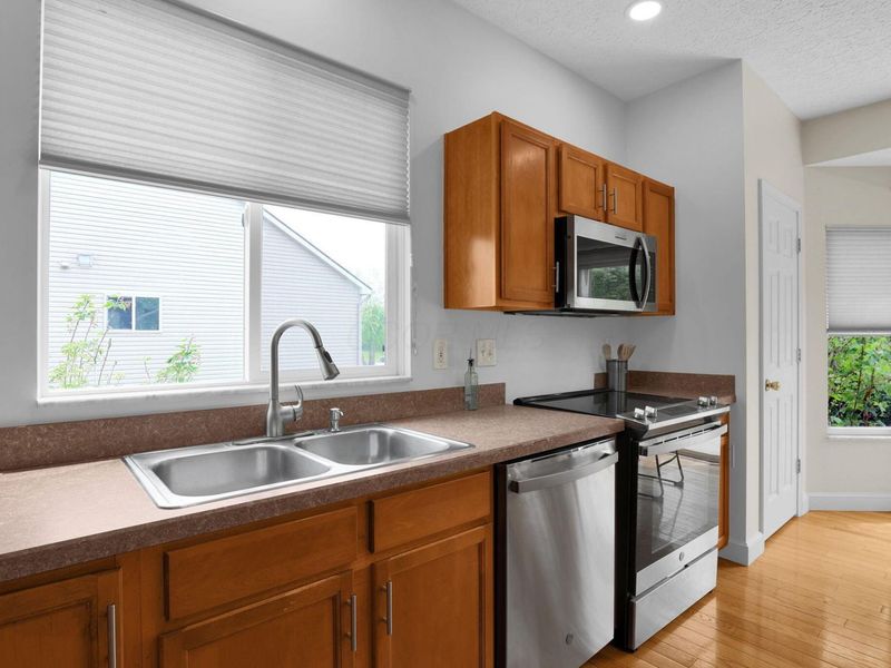 8803 Creekwood Drive NW, Canal Winchester, OH 43110 Photo 12