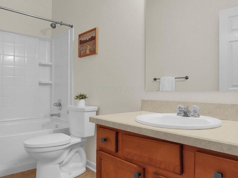 8803 Creekwood Drive NW, Canal Winchester, OH 43110 Photo 19