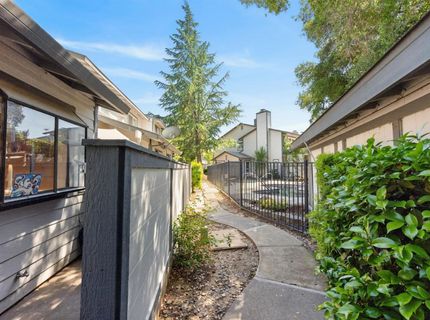 6349 Slippery Creek Ln, Citrus Heights, CA 95621 Photo