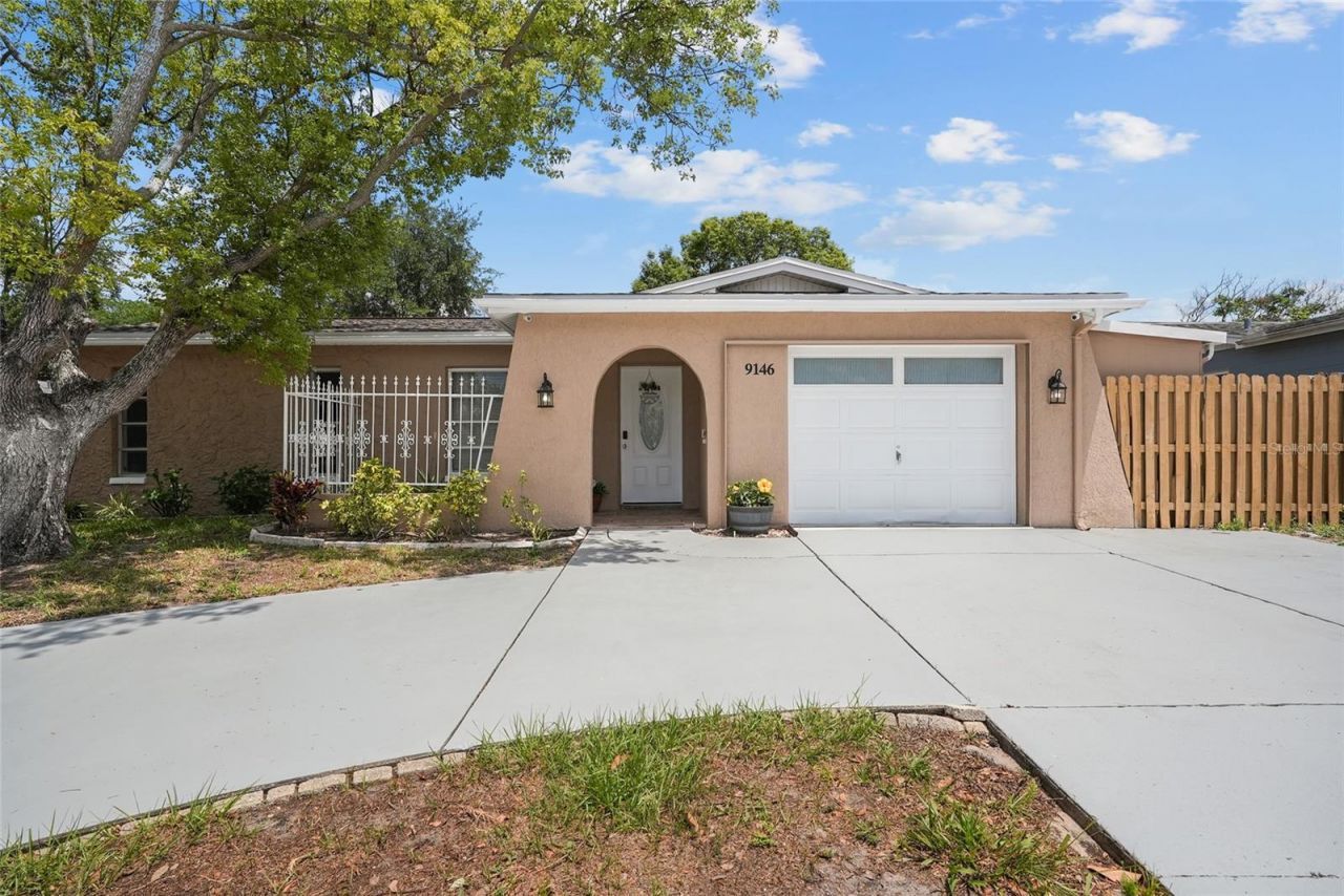9146 Whitman Lane, Port Richey, FL 34668 Photo