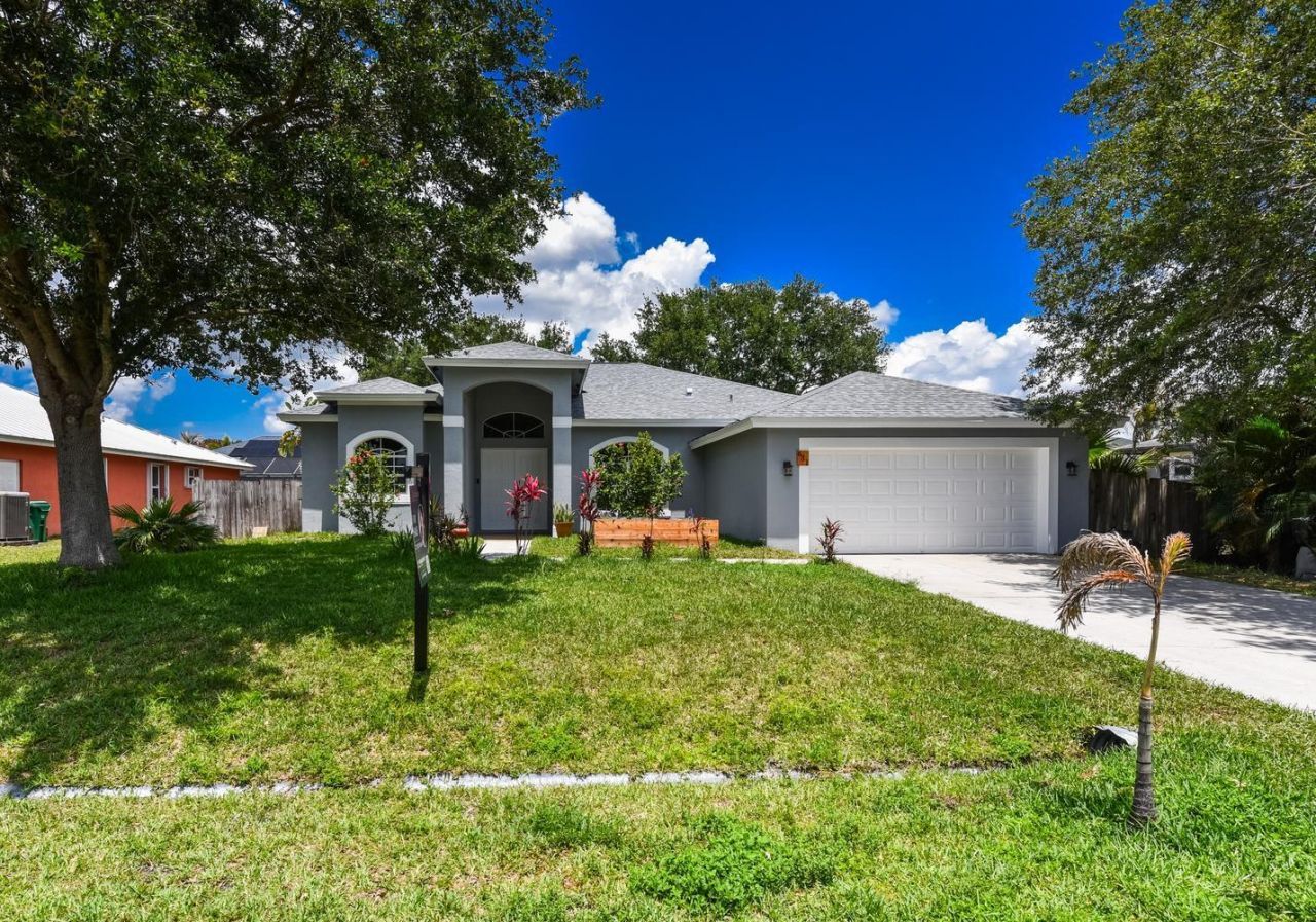 631 SW Sandbar Terrace, Port Saint Lucie, FL 34953 Photo