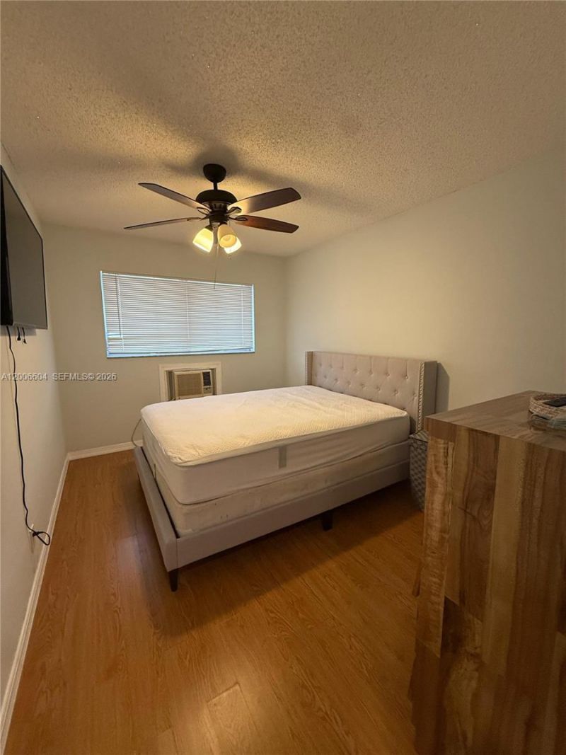 800 SW 11th Ave , Unit 19A, Hallandale Beach, FL 33009 Photo