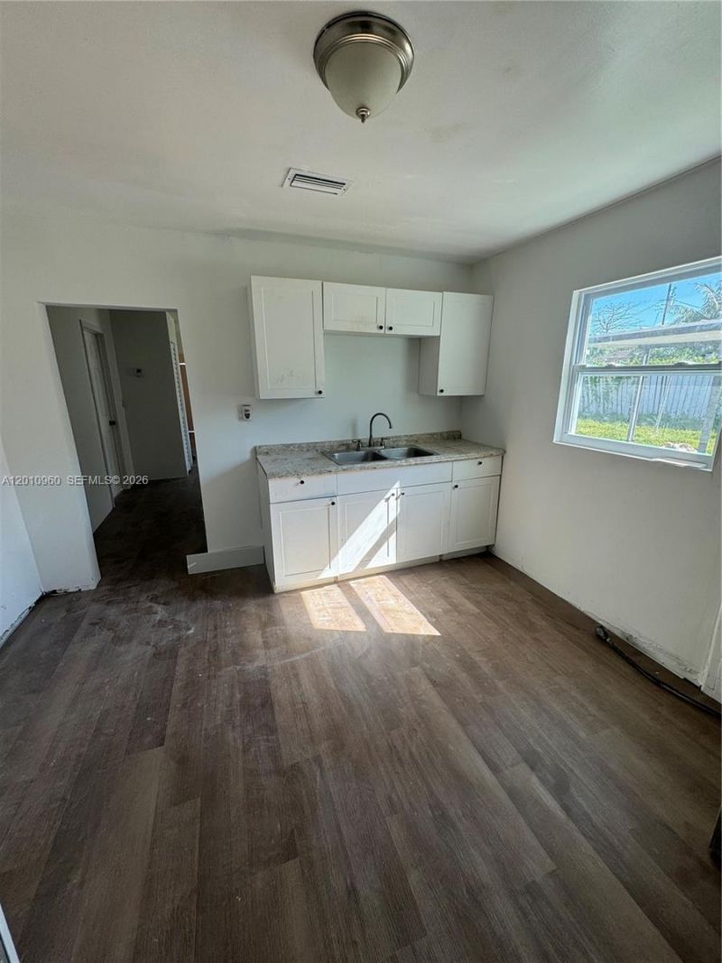Please Call For Address, Miami, FL 33147 Photo