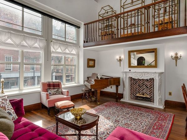 30 Pleasant Street, Unit 5, Northampton, MA 01060