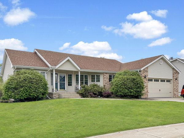 3737 Jewett Avenue , Highland, IN 46322