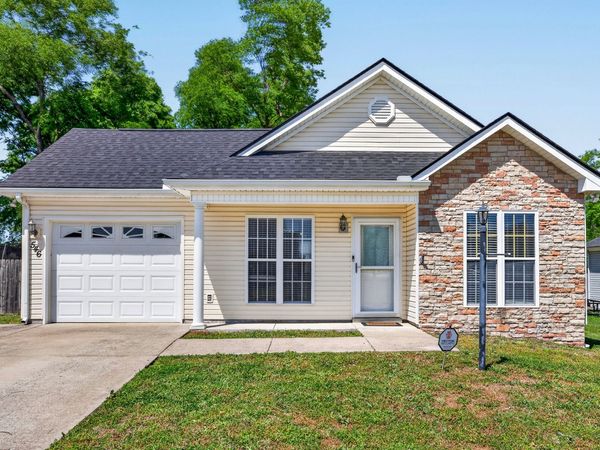 546 Albion Cir, Gallatin, TN 37066