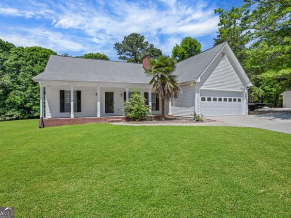 802 Cambridge Creek Drive SW, Conyers, GA 30094