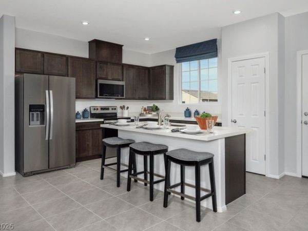 8678 Immaculate Avenue, Las Vegas, NV 89148