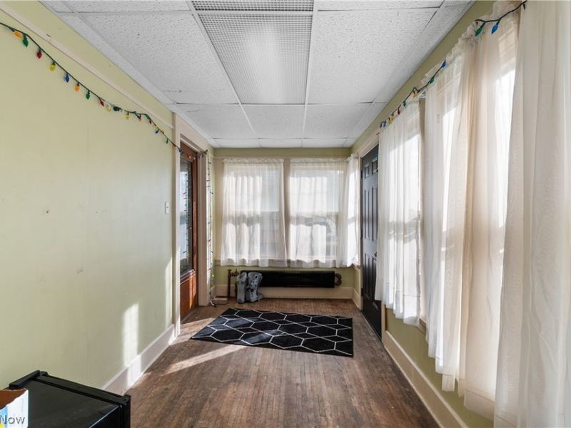 2372 S Union Avenue, Alliance, OH 44601 Photo 2