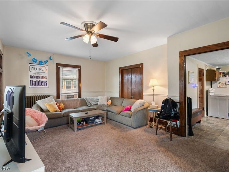 2372 S Union Avenue, Alliance, OH 44601 Photo 3