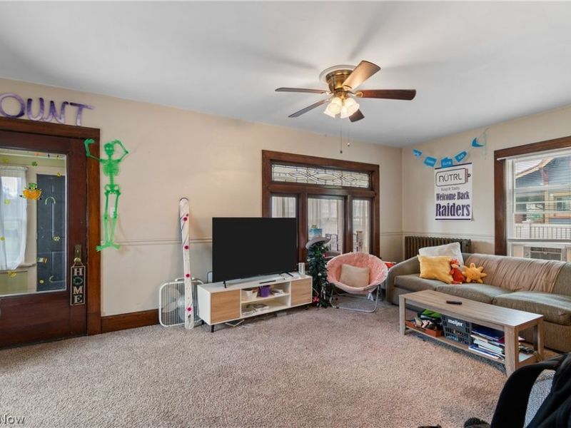 2372 S Union Avenue, Alliance, OH 44601 Photo 4