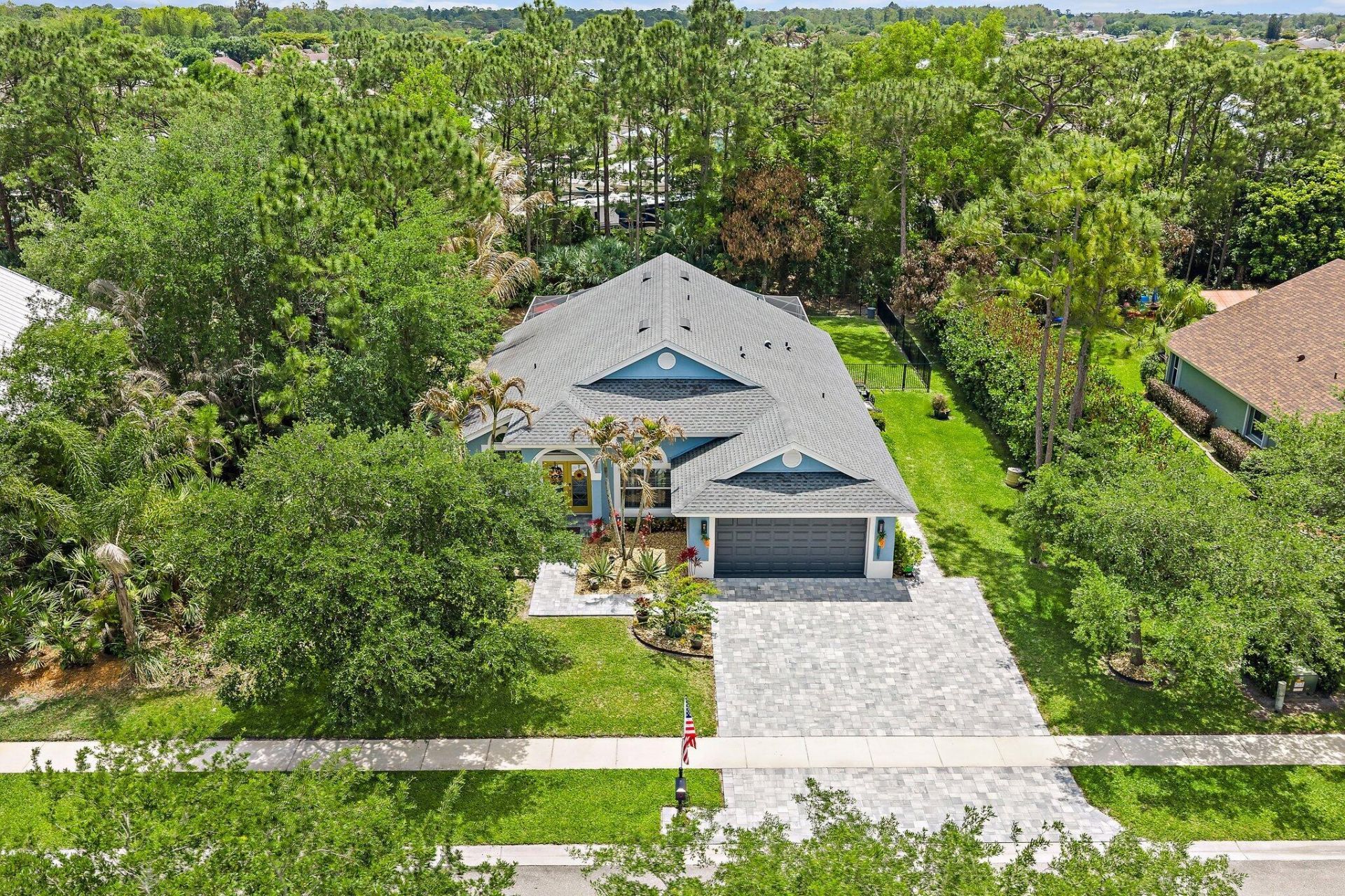 8577 SW Sea Captain Drive, Stuart, FL 34997 Photo