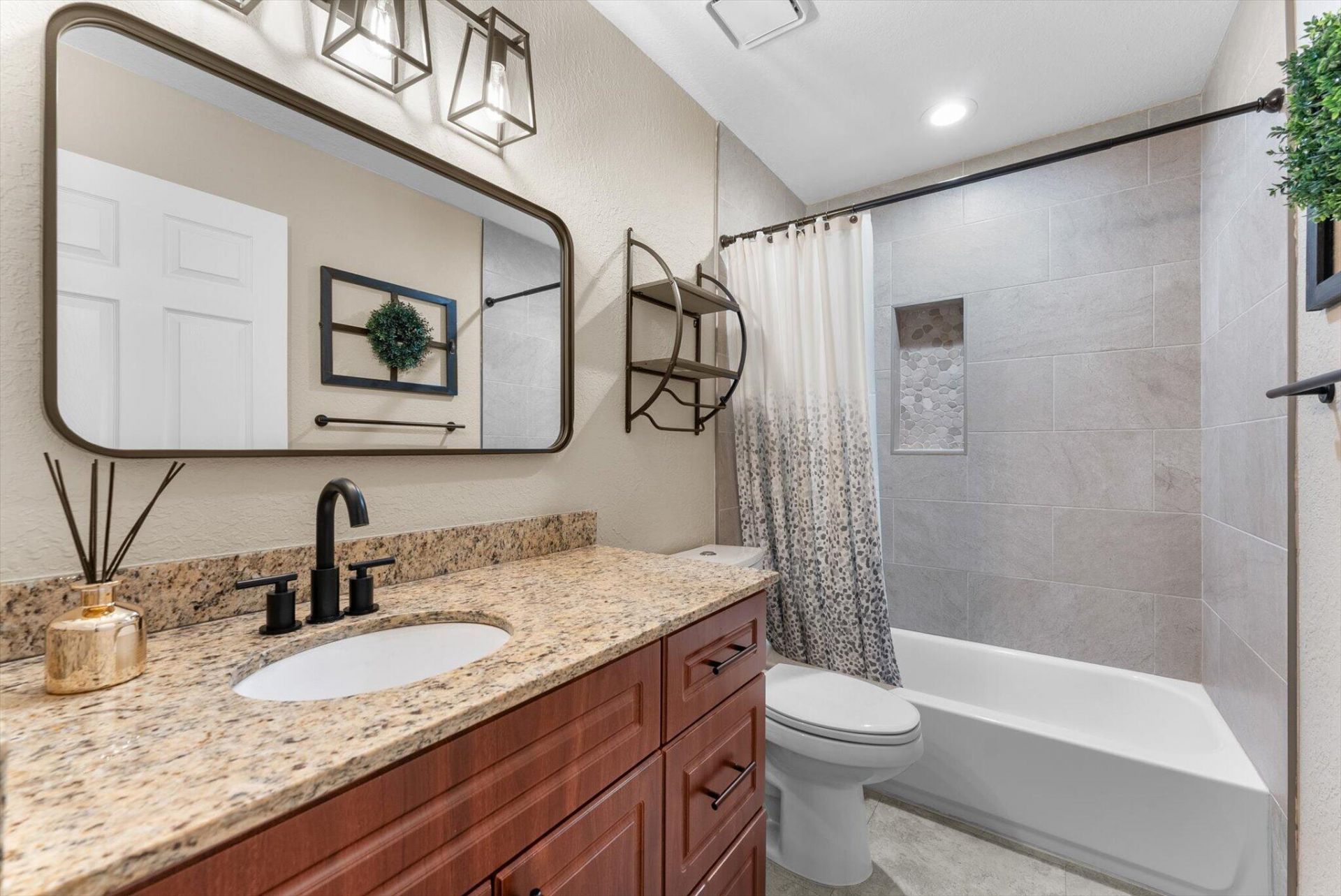 1 Hawthorne Lane, Boynton Beach, FL 33426 Photo