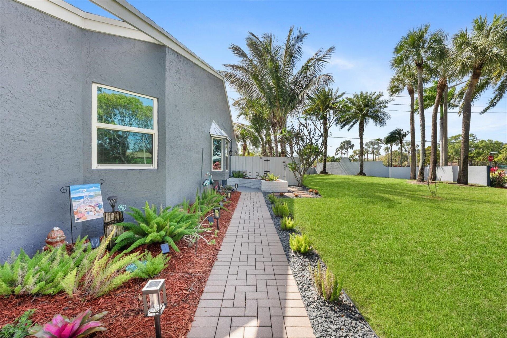 1 Hawthorne Lane, Boynton Beach, FL 33426 Photo