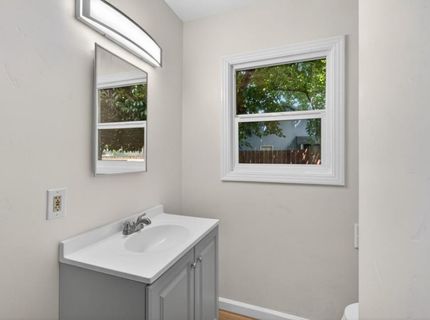 3221 Lerwick Rd, Sacramento, CA 95821 Photo