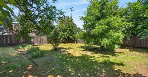 3221 Lerwick Rd, Sacramento, CA 95821 Photo