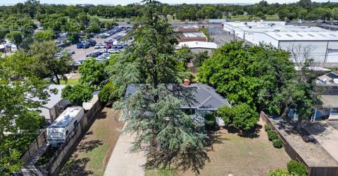 3221 Lerwick Rd, Sacramento, CA 95821 Photo