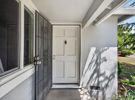 3221 Lerwick Rd, Sacramento, CA 95821 Photo