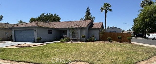 5597 N Ellendale, Fresno, CA 93722 Main Photo