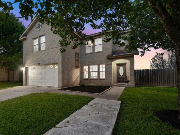200 Deercreek LN, Leander, TX 78641