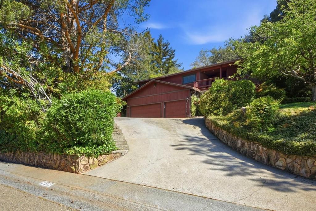 12387 Incline Drive, Auburn, CA 95603 Main Photo