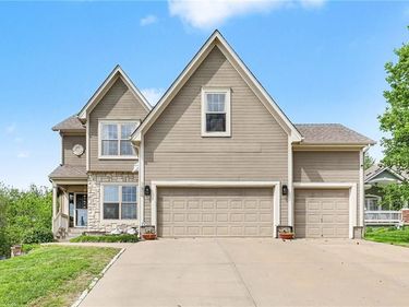 1606 Curtis Drive, Greenwood, MO 64034