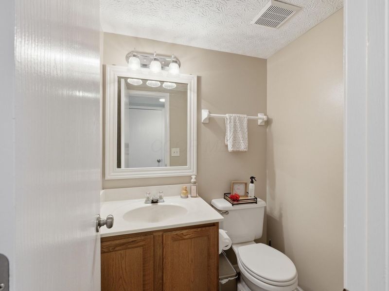664 Arden Street, Lewis Center, OH 43035 Photo 13