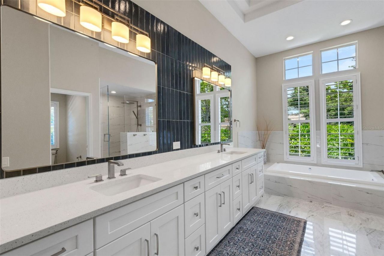 5016 Cherry Laurel Way, Sarasota, FL 34241 Photo