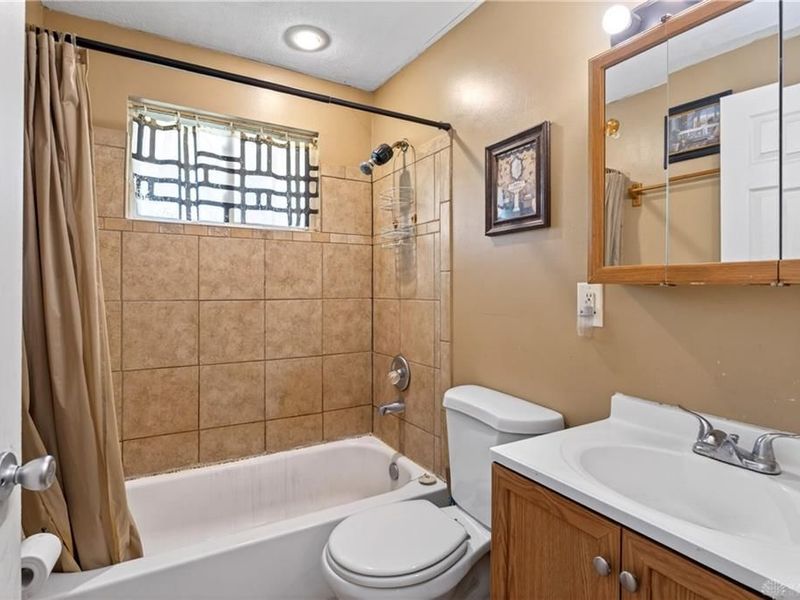 5926 Chambersburg Road, Huber Heights, OH 45424 Photo 13