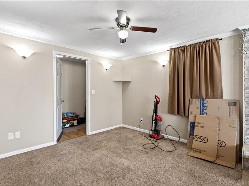 5926 Chambersburg Road, Huber Heights, OH 45424 Photo 9