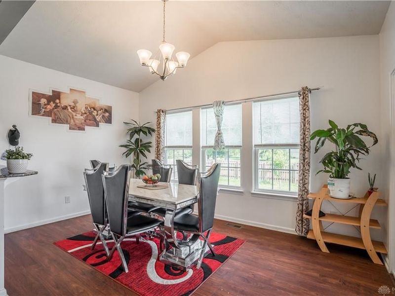 512 Reading Road, Dayton, OH 45404 Photo 12