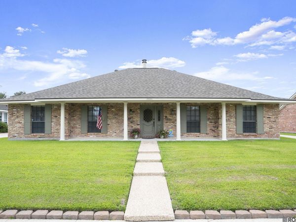 15664 Hogenville Ave, Baton Rouge, LA 70817