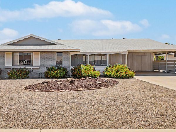 9911 W SUN CITY Boulevard, Sun City, AZ 85351