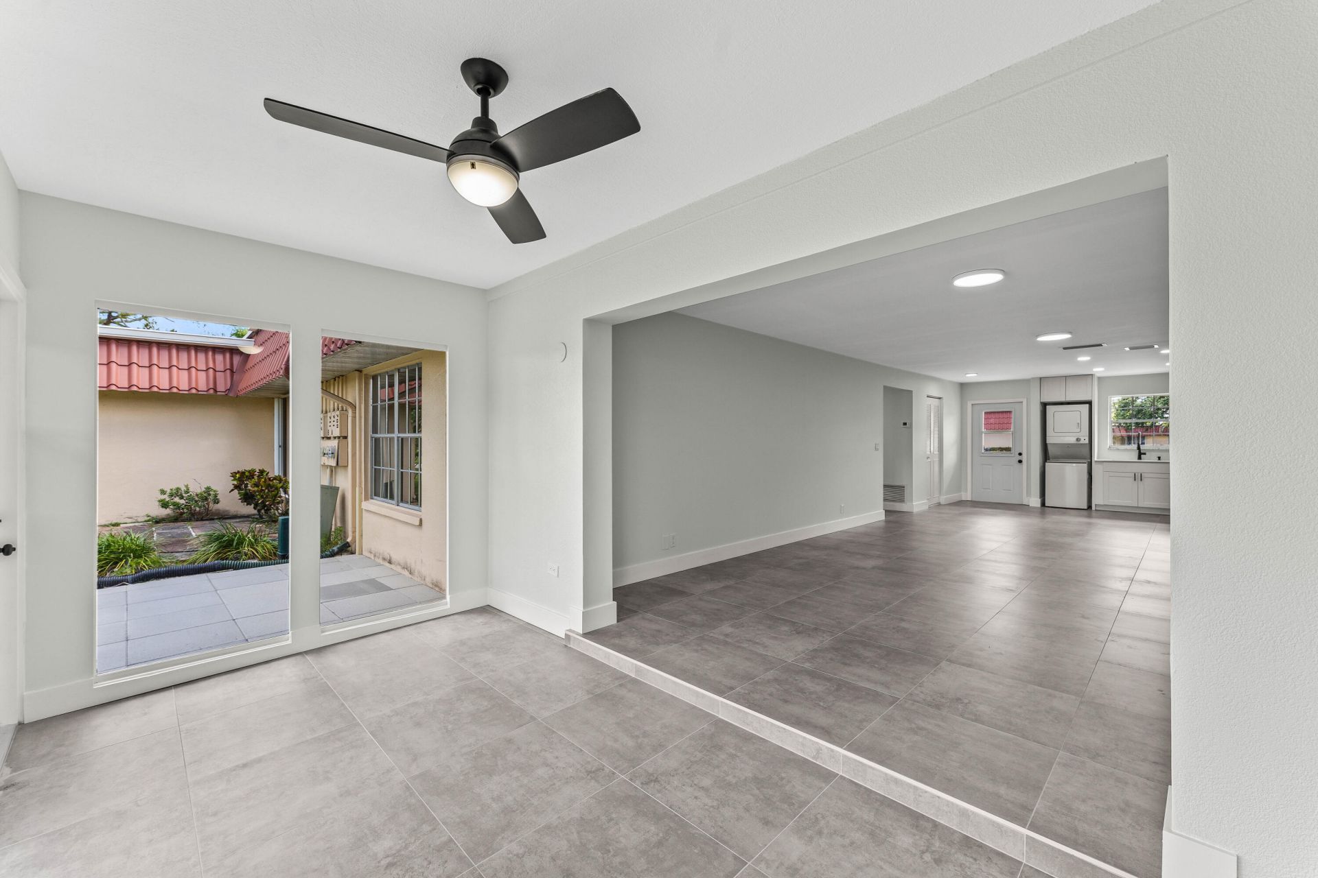 711 Laconia Circle, Unit B, Greenacres, FL 33467 Photo