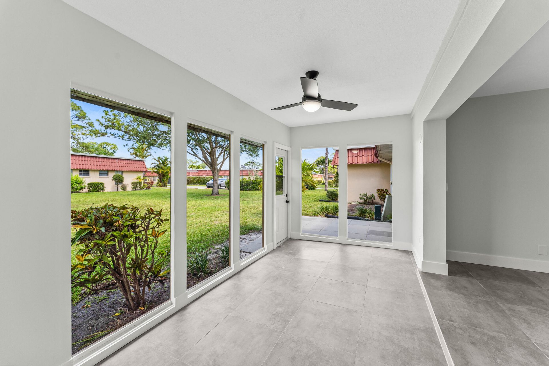 711 Laconia Circle, Unit B, Greenacres, FL 33467 Photo
