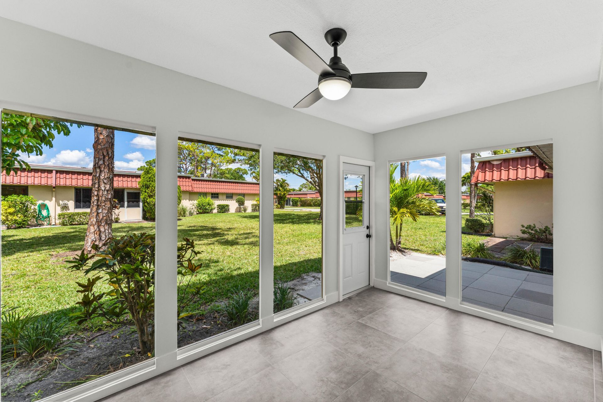 711 Laconia Circle, Unit B, Greenacres, FL 33467 Photo