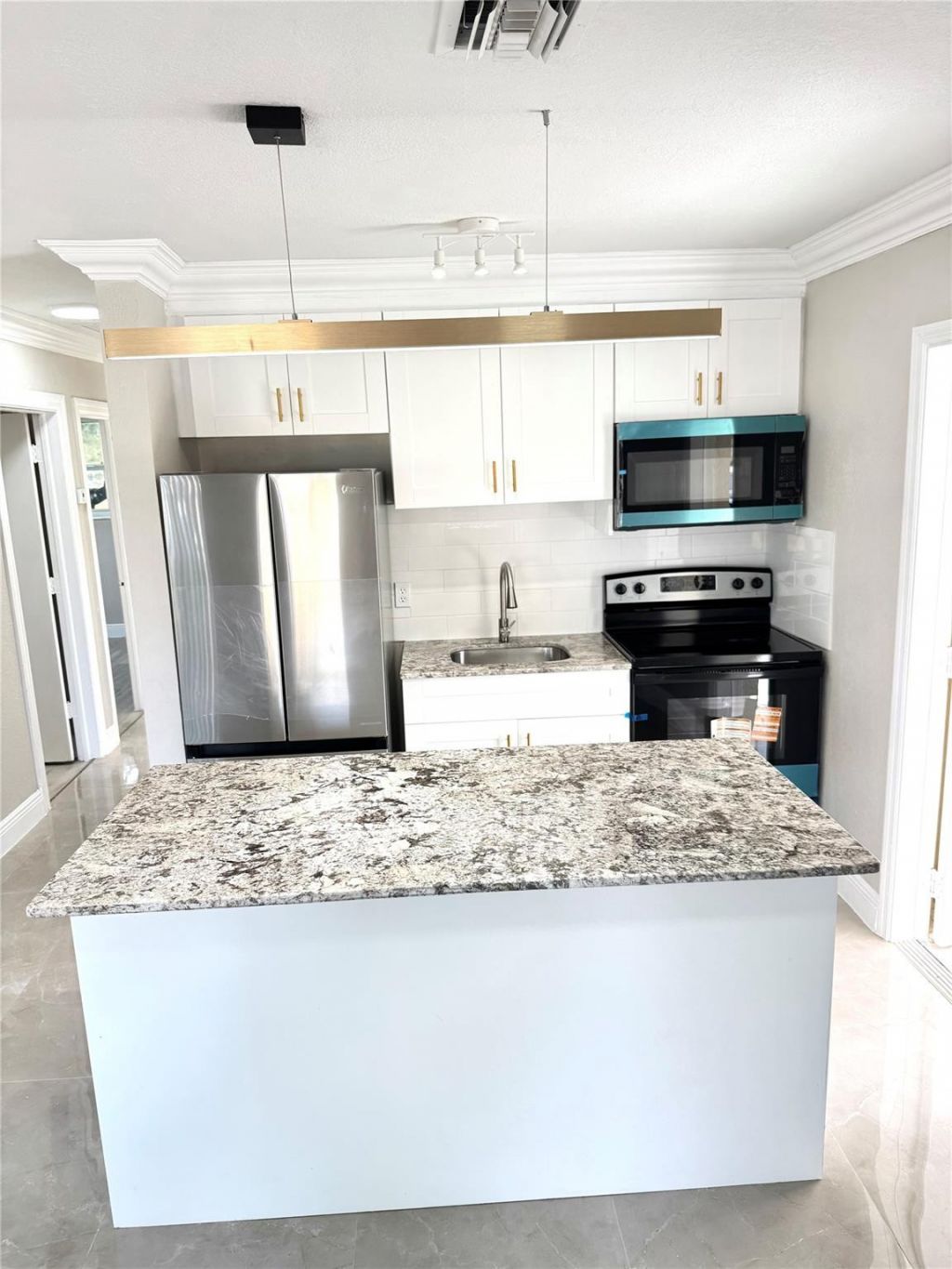 1020 NW 26th Avenue, Fort Lauderdale, FL 33311 Photo