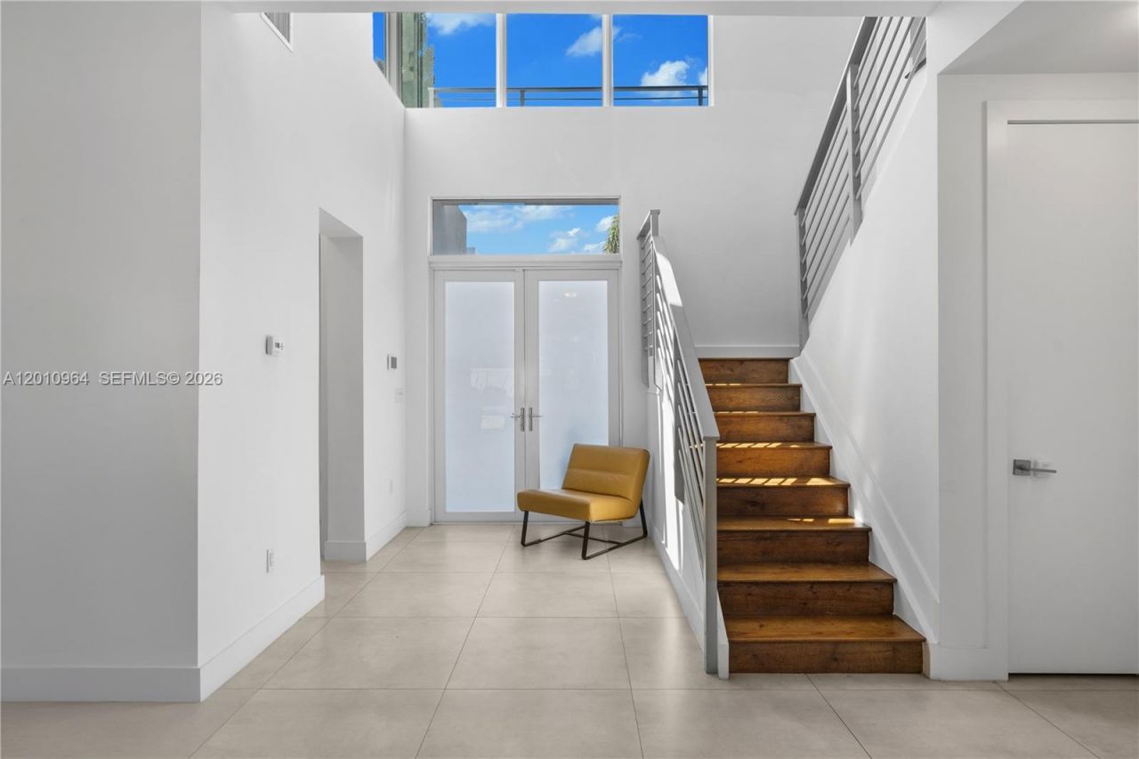 9915 NW 75th St, Unit 9915, Doral, FL 33178 Photo