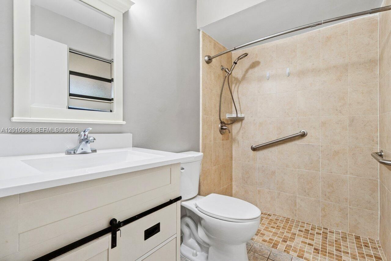 1367 Riverside Cir , Unit 1367, Wellington, FL 33414 Photo