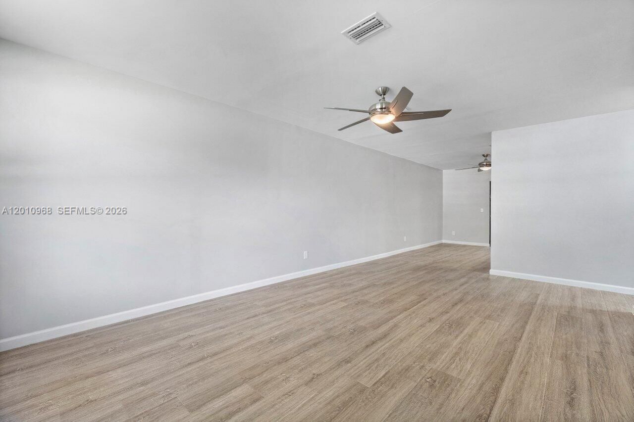 1367 Riverside Cir , Unit 1367, Wellington, FL 33414 Photo
