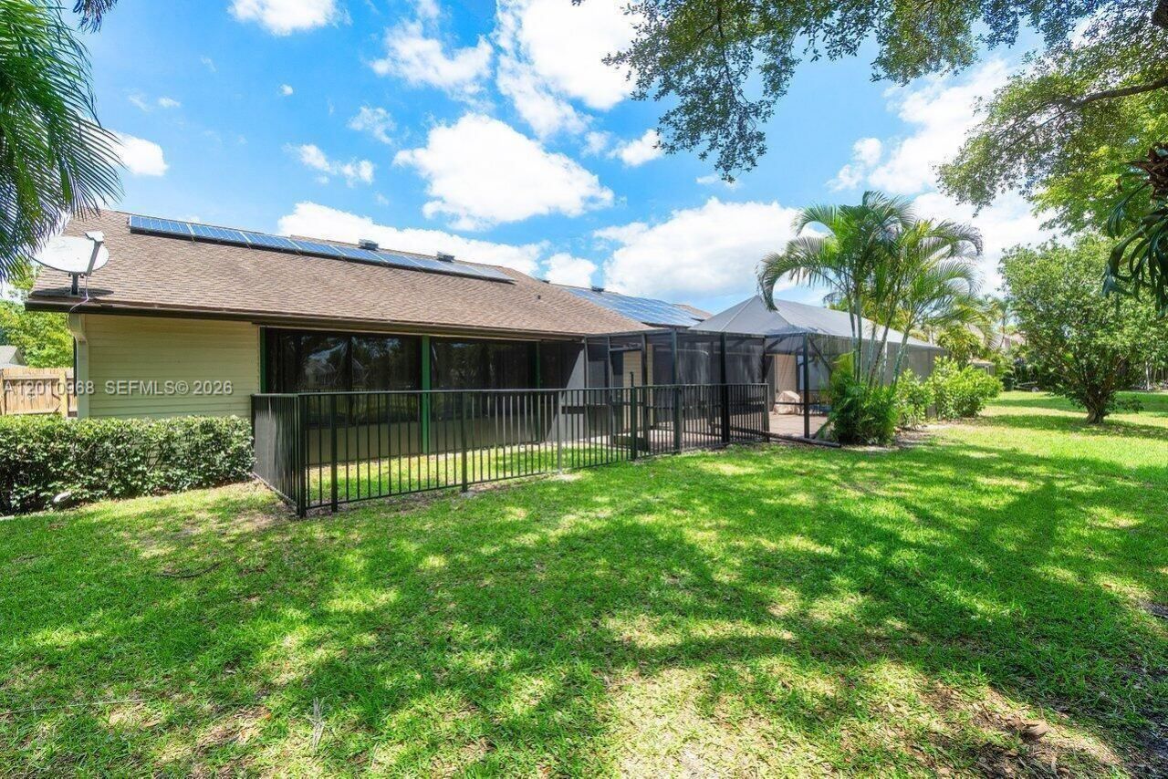 1367 Riverside Cir , Unit 1367, Wellington, FL 33414 Photo
