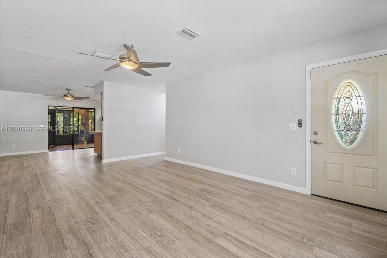 1367 Riverside Cir , Unit 1367, Wellington, FL 33414 Photo