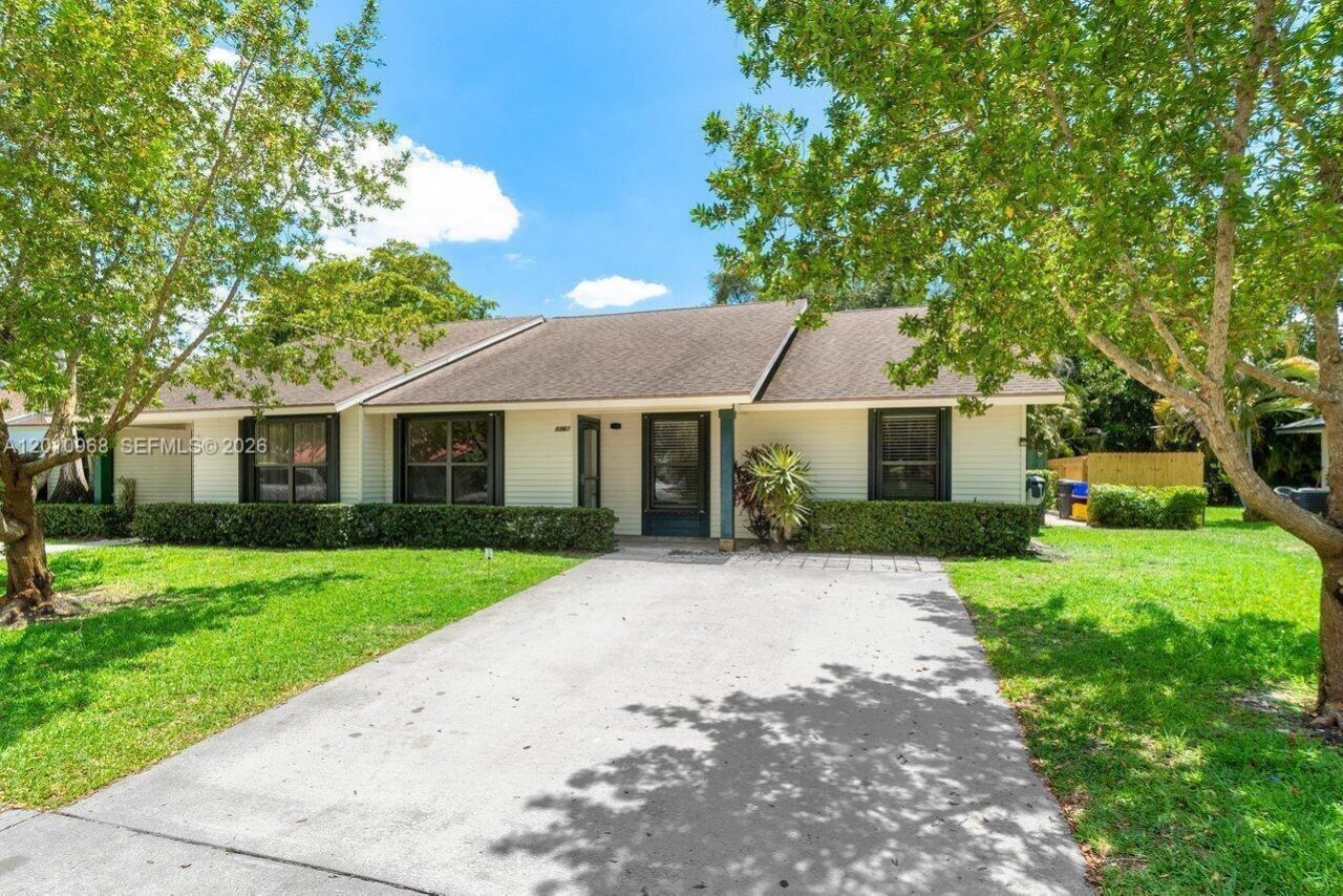 1367 Riverside Cir , Unit 1367, Wellington, FL 33414 Photo
