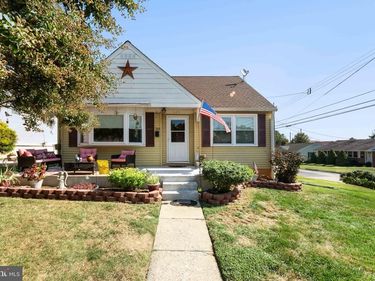 329 ASHLAND AVENUE, SECANE, PA 19018